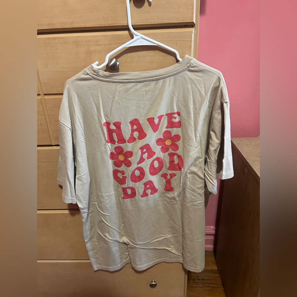 Women’s Tan Graphic Tee